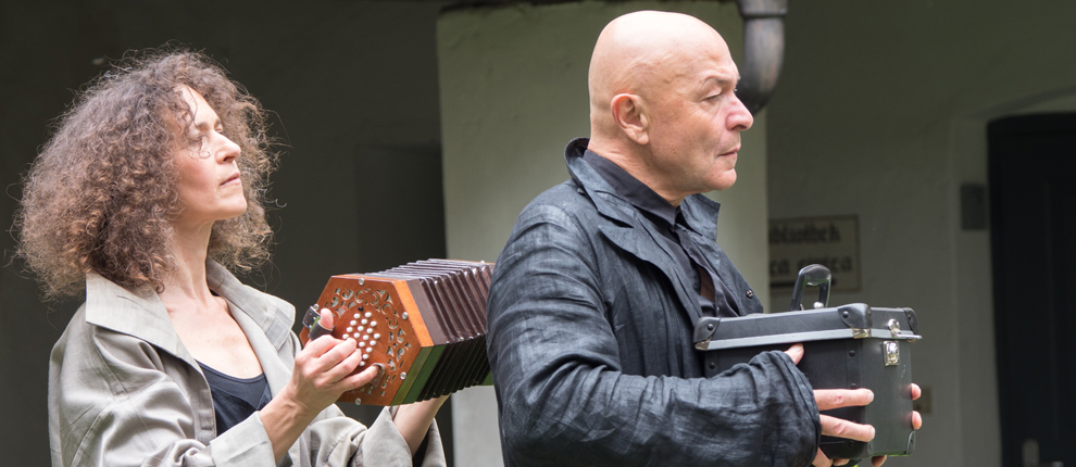 Performance »Homo fugit umbra« Simone Oberrauch con Massimo Bertinelli